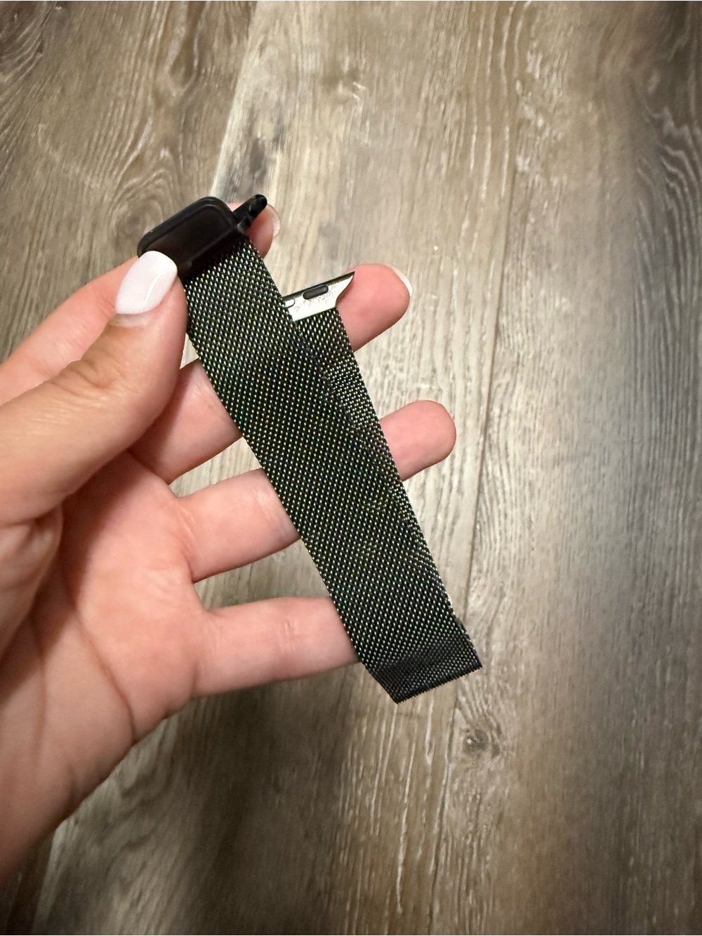 Apple Milanese Loop Band in Graphite - Picture 2 of 5